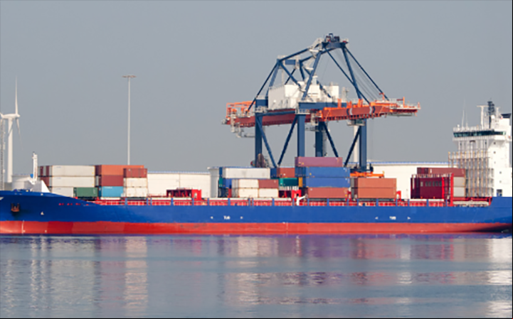 Porto de Itajaí providencia expansão para atender grandes navios 