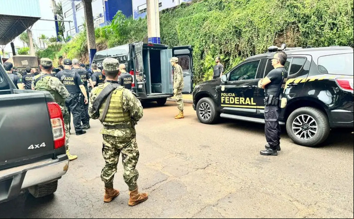 Paraguai expulsa 25 criminosos e entrega à Polícia do Brasil