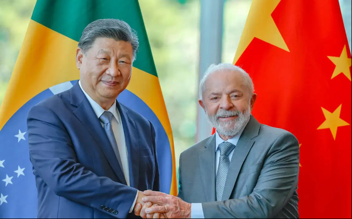China e Brasil fazem acordo de cooperação em 17 setores da economia