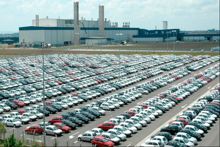 Fabricante de automóvel amarga queda de 26,8% em maio