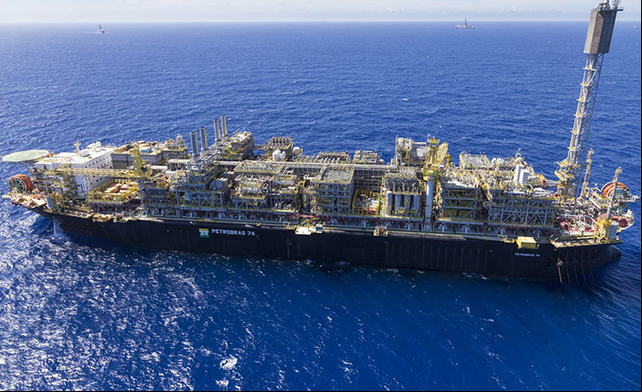 Petrobras reduz 15% remuneração aos acionistas 